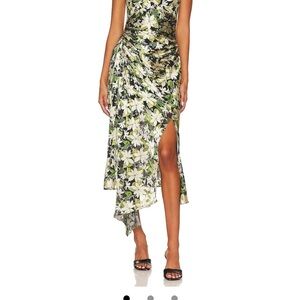 Alice + Olivia Elegant Black and Gray Ensemble